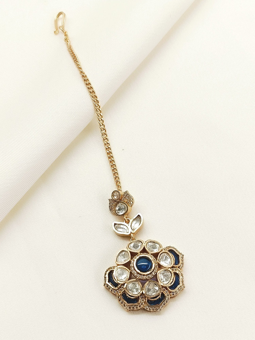 Suhana Blue Kundan Maangteeka