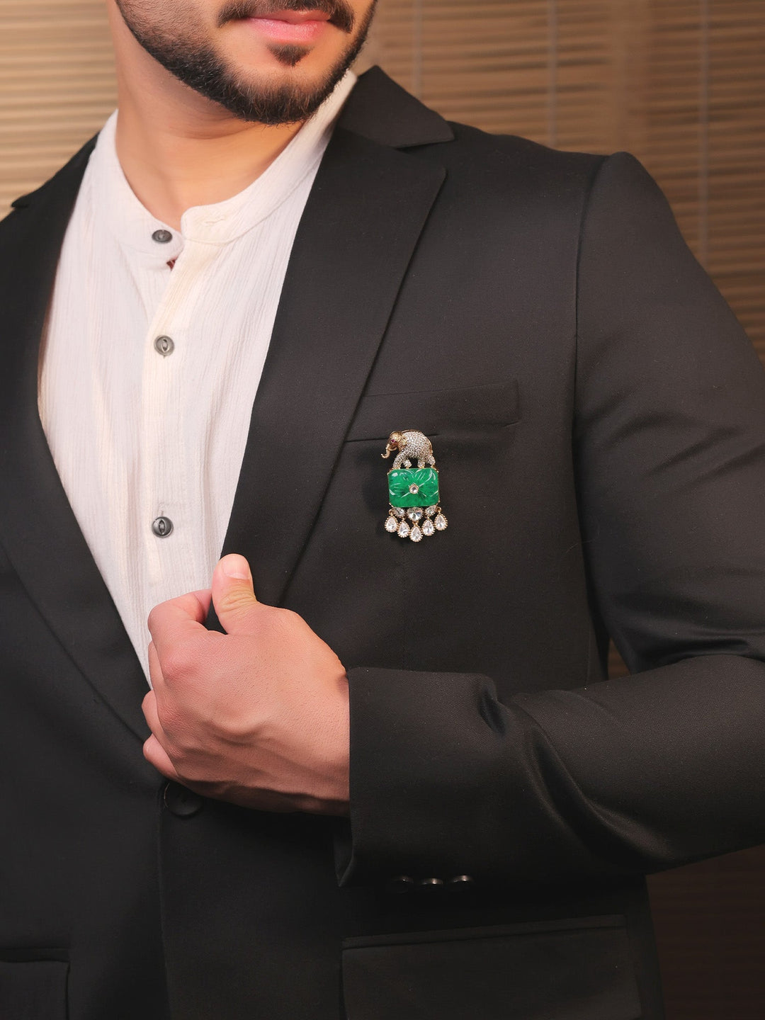 https://cdn.shopify.com/s/files/1/0607/4479/4285/files/poonam_553fff5b-4667-4035-9de2-00f6912be5b6.jpg?v=1772872731