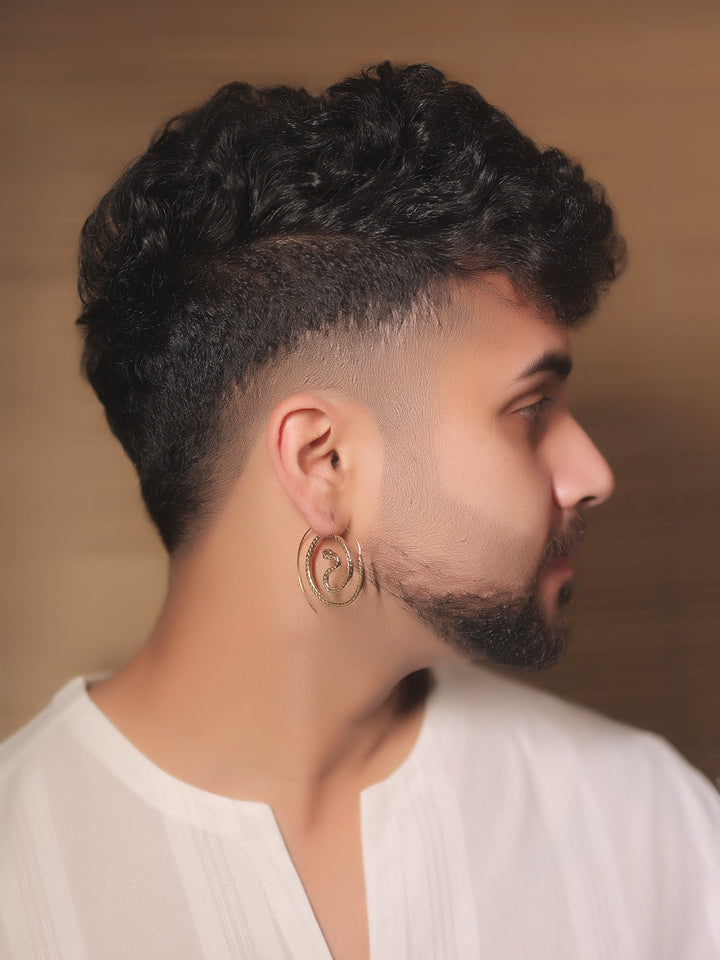 https://cdn.shopify.com/s/files/1/0607/4479/4285/files/poonam_75ef9006-09b1-40c2-9104-894752186ba7.jpg?v=1772190629