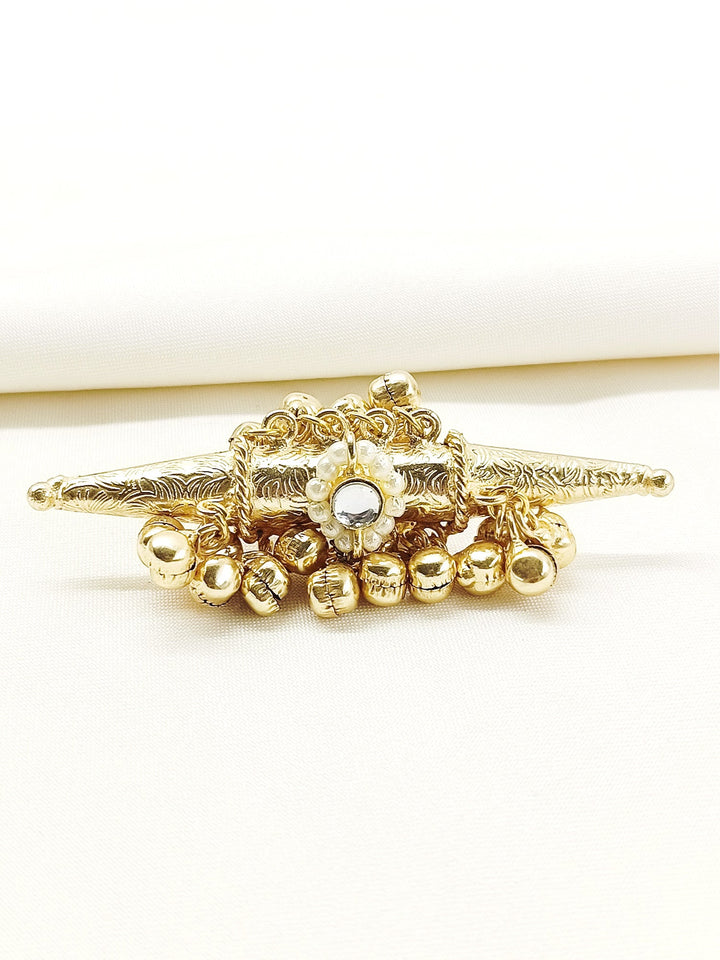 Chayanika White Oxidized Finger Ring