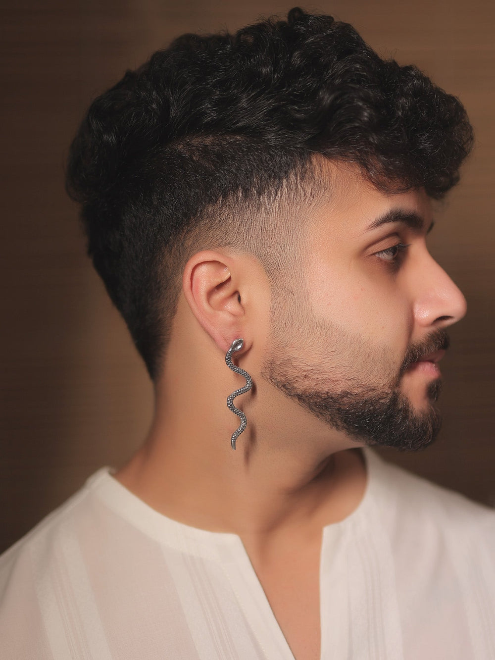https://cdn.shopify.com/s/files/1/0607/4479/4285/files/poonam_82198d90-22f0-42df-bb17-710ae8be1027.jpg?v=1772260941