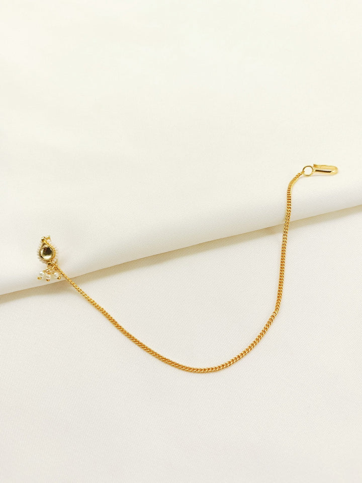 Ekisha White Kundan Nath With Chain