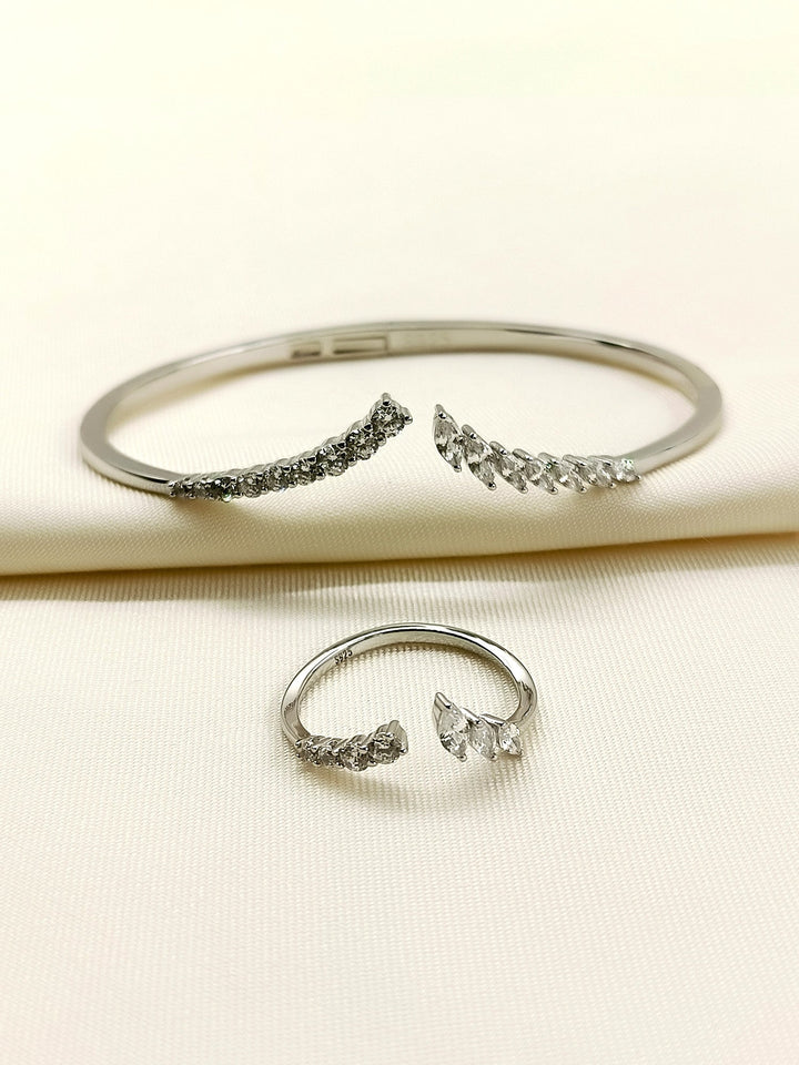 Navdha 92.5 Silver Swarovski Stone Bracelet With Finger Ring