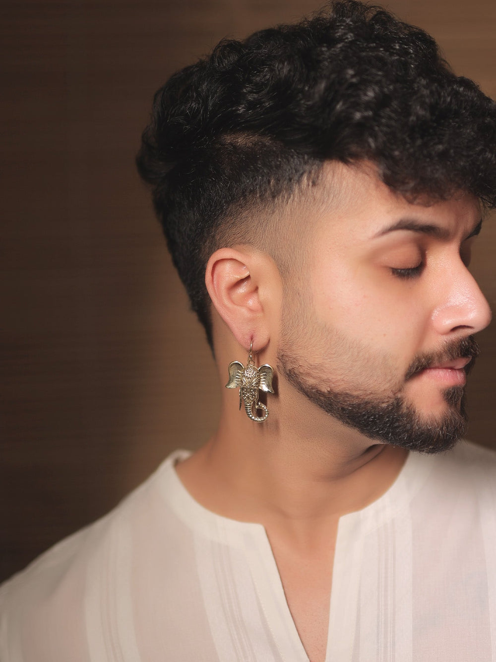 https://cdn.shopify.com/s/files/1/0607/4479/4285/files/poonam_cee7a58c-6dd2-4be1-b896-d8e4adcd9b44.jpg?v=1772269176