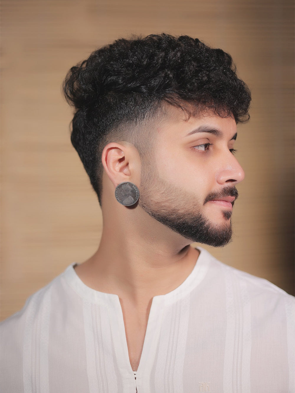 https://cdn.shopify.com/s/files/1/0607/4479/4285/files/poonam_d27abd4b-9bd5-44a7-b053-612c0595303d.jpg?v=1773148534