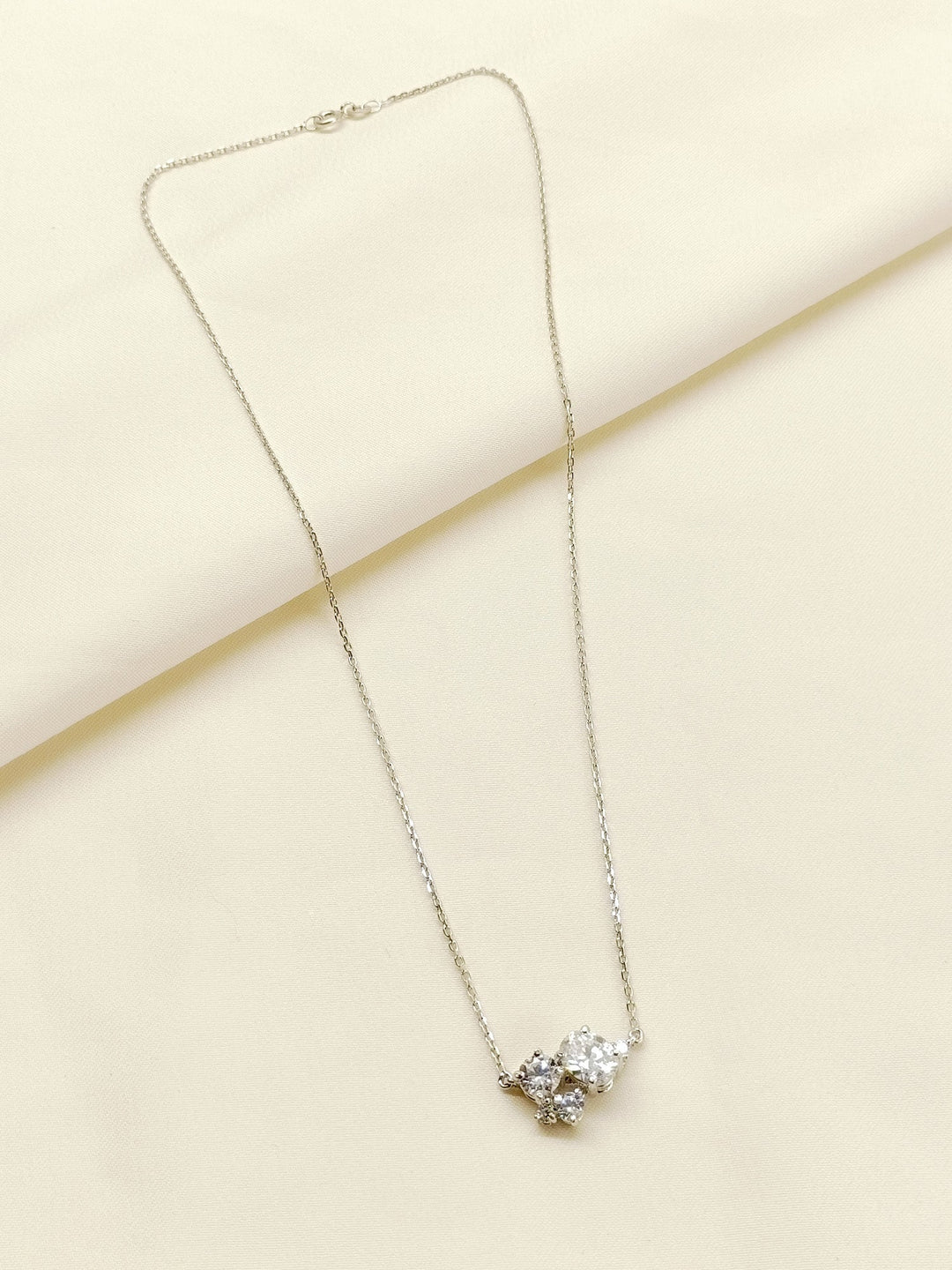 Darshika 92.5 Silver Swarovski Stone Pendal