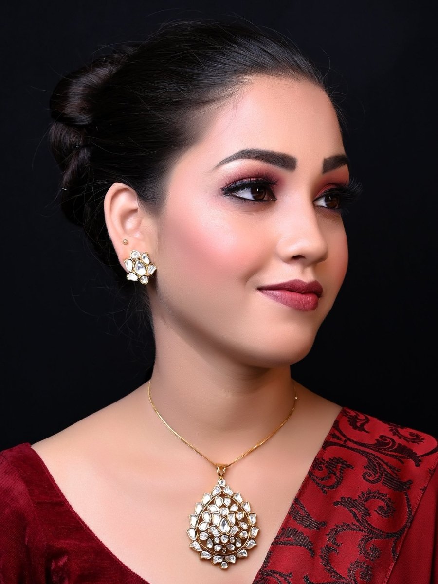 Pranshi White Kundan Pendant Set - House of Sarvati LLC