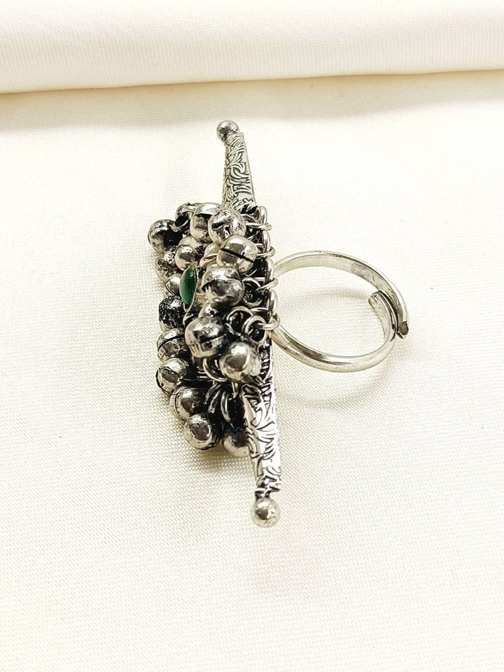 Prathana Green Oxidized Finger Ring - House of Sarvati LLC