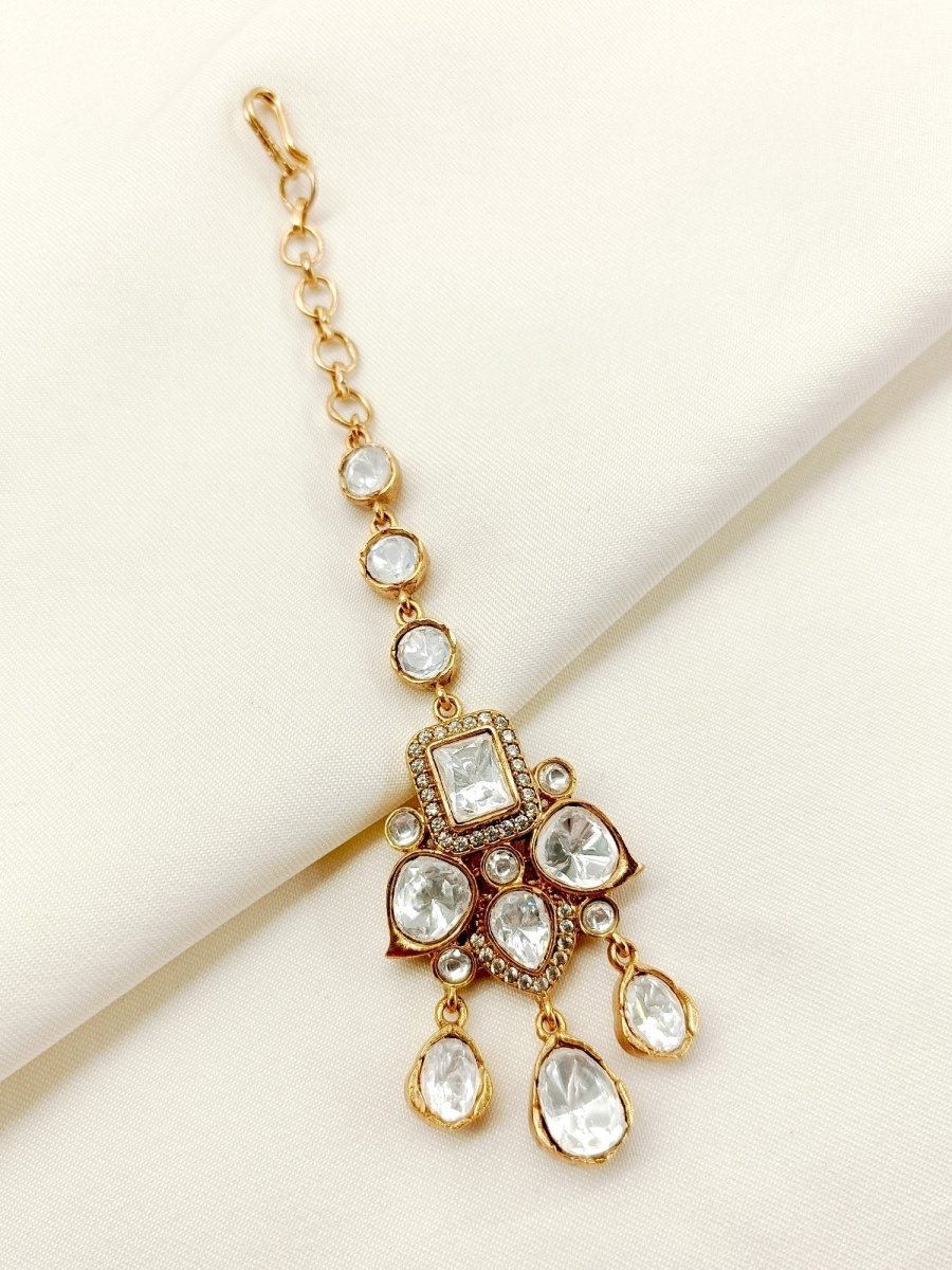 Ratna White Kundan Maangteeka - House of Sarvati LLC
