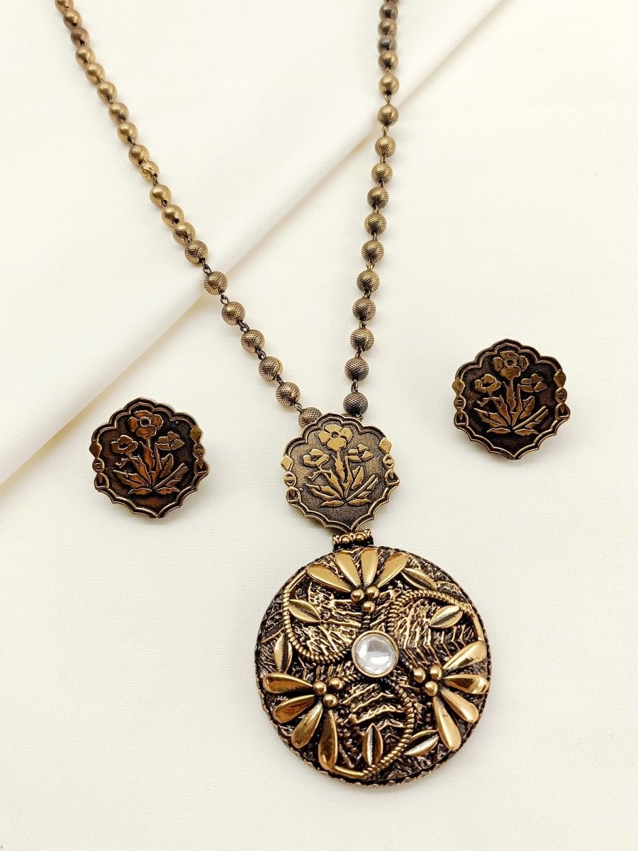 Seher Antique Gold Oxidized Pendant Set - House of Sarvati LLC