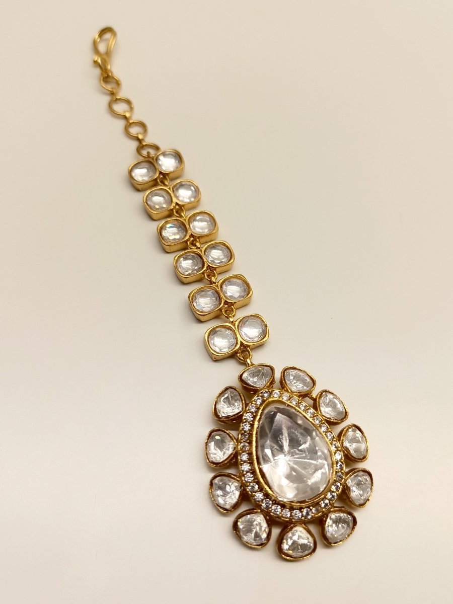 Shriya White Kundan Maangtikka - House of Sarvati LLC
