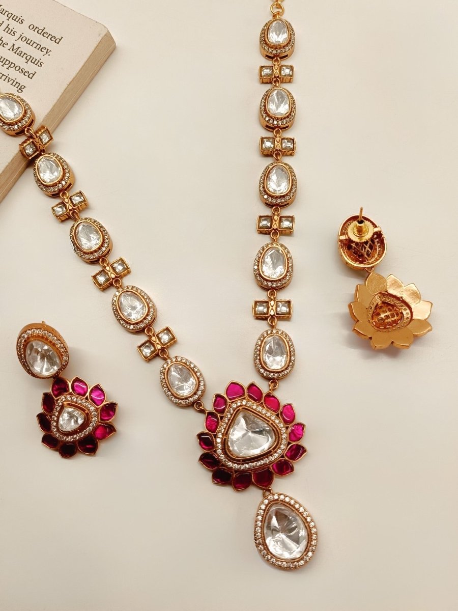 Shuri Majenta Boutique Necklace Set - House of Sarvati LLC