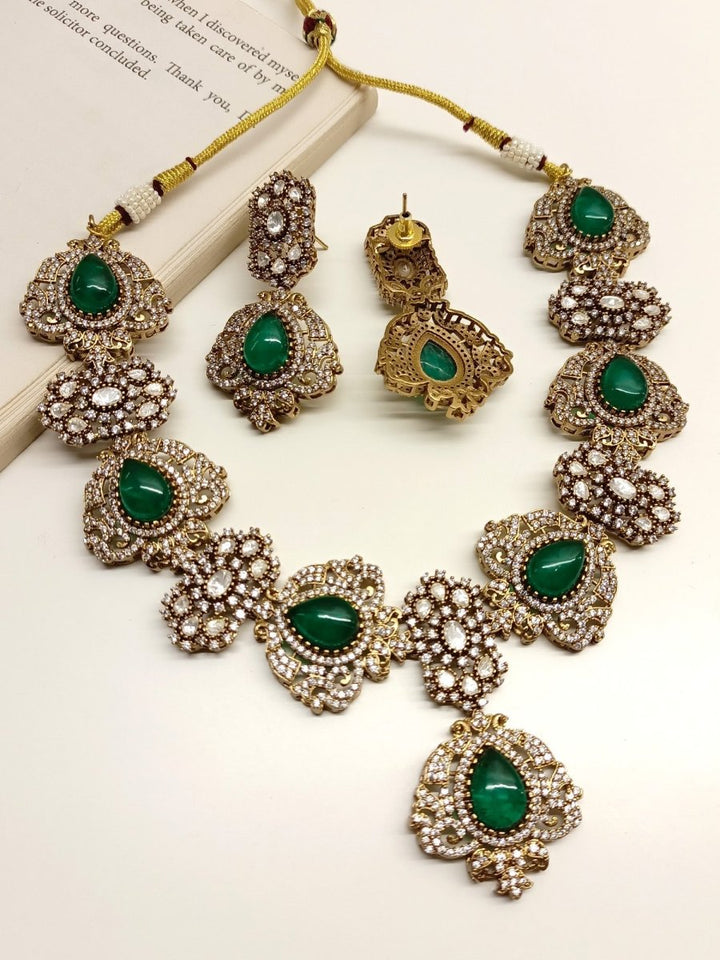 Tapti Green Victorian Necklace Set - House of Sarvati LLC