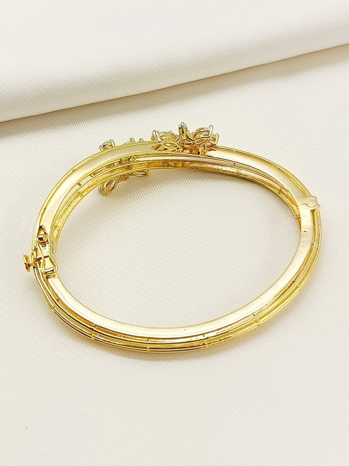 Trishika 92.5 Silver Swarovski Stone Bracelet - House of Sarvati LLC