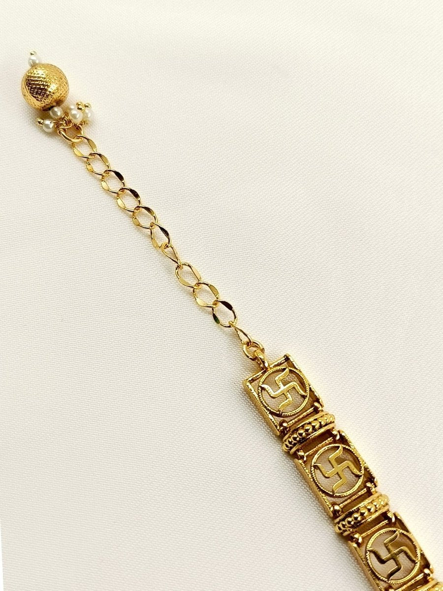 Yaasmin Red Kundan Bracelet - House of Sarvati LLC
